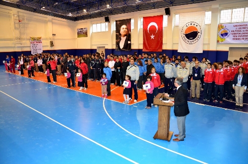 Üniversiteler Arası 2. Lig Voleybol Turnuvası Sinop'ta düzenleniyor