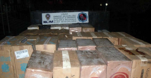 Uşak'ta 16 bin 500 paket kaçak sigara ele geçirildi