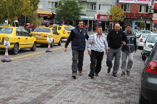 Uşak'ta 488 adet uyuşturucu nitelikli hap yakalandı