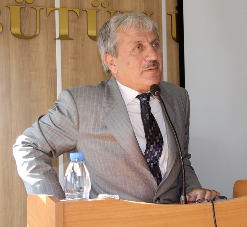 Vakfıkebir MYO'da 'Kendi İşini Kurma Rehberi' konulu seminer