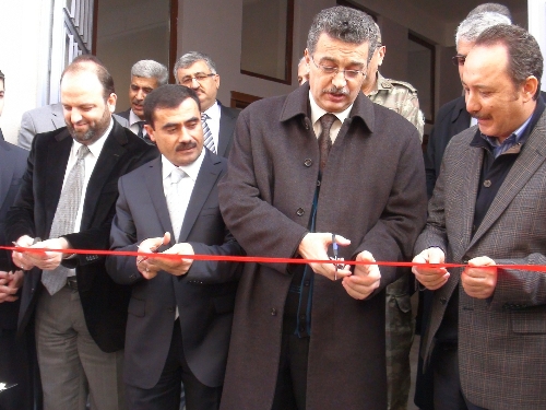 Vali Güvenç: Ulaşmadığımız tek bir genç kalmayacak