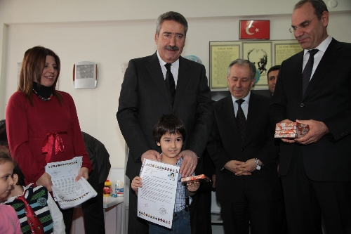 Vali Kıraç: Karne bir durum tespitidir, asıl karne okul ve veliyedir
