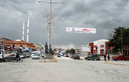 Van ve Erciş'te depremin izleri kentsel dönüşümle silinecek