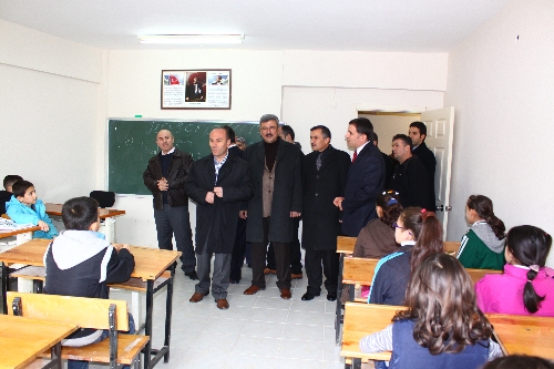 Vezirköprü Ahmet Faik Edis Okuma Salonu öğrencilerin hizmetine girdi