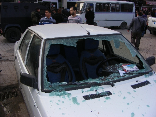 Viranşehir'de aşiretler çarşıda çatıştı: 2 yaralı