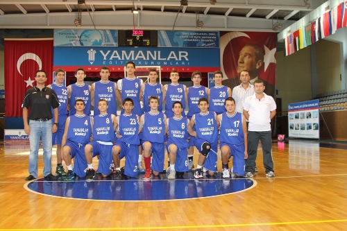 Yamanlar Koleji basketbolda Türkiye şampiyonluğu hedefliyor