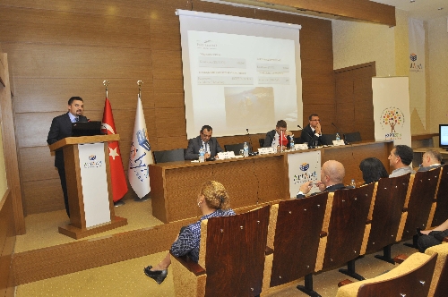 Yaş sebze ve meyveler Rusya'ya soğutmalı gemilerle gönderilecek