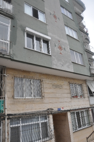 Yaşlı kadının boğazını kesip gasp etmeye çalıştılar