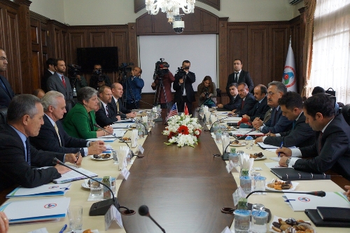 Yazıcı, ABD İç Güvenlik Bakanı Napolitano ile görüştü