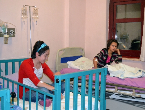 Yemekten zehirlenen 57 öğrencinin sağlık durumu iyi