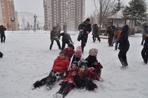 Yozgat'ın 3 ilçesinde yarın okullar tatil edildi