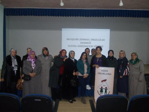 Zihinsel engellilere eğitim verildi