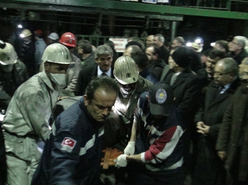Zonguldak'ta göçük altındaki 2 işçinin daha cesedine ulaşıldı