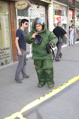Zonguldak'ta şüpheli çanta paniği